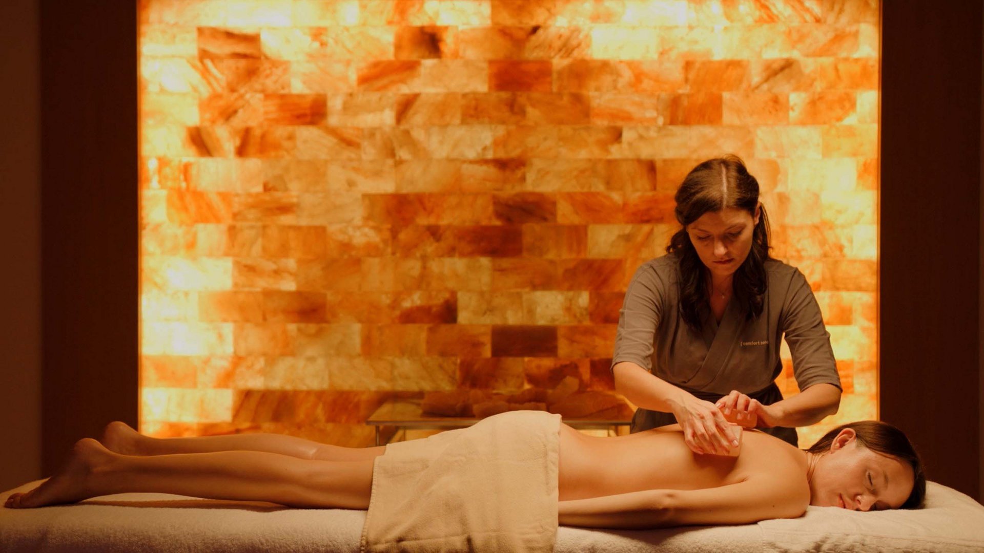 La Stanza del Sale di Assisi Cantico SPA vicino Perugia Umbria Assisi Cantico SPA - DaySPA in Umbria ad Assisi, la provincia di Perugia più bella. Percorsi Benessere Massaggi Idee Regalo per Adulti e Bambini